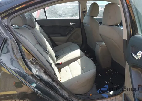 2015 Kia Forte Lx z USA, uszkodzony, nr VIN KNAFK4A66F5341474